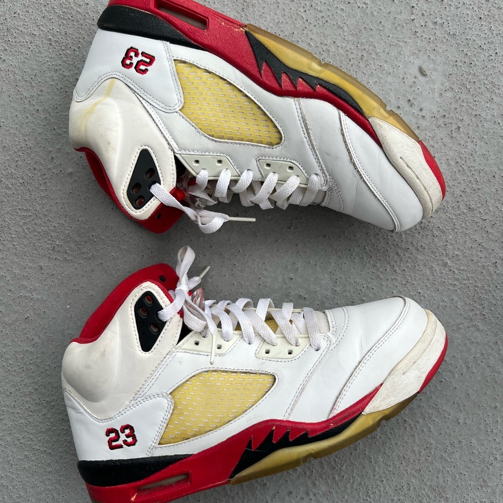 2006 Fire Red 5 Air Jordan Sneakers